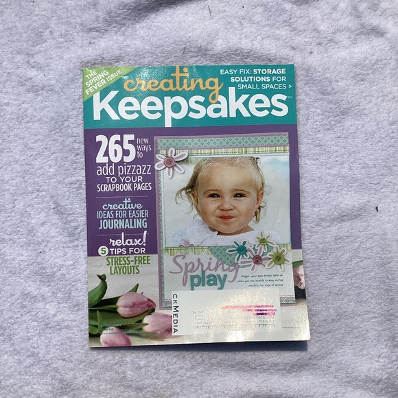 8 Creating Keepsakes Crafting Scrapbook Magazines - Picture 2 of 11